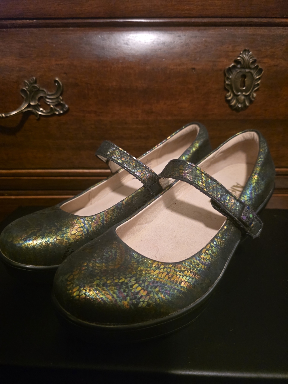 Alegria Women's Iridescent Green-Blue Mary Jane with Hook Strap